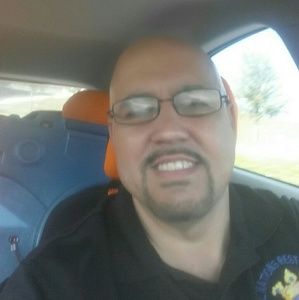 Meet your Posher, Carlos